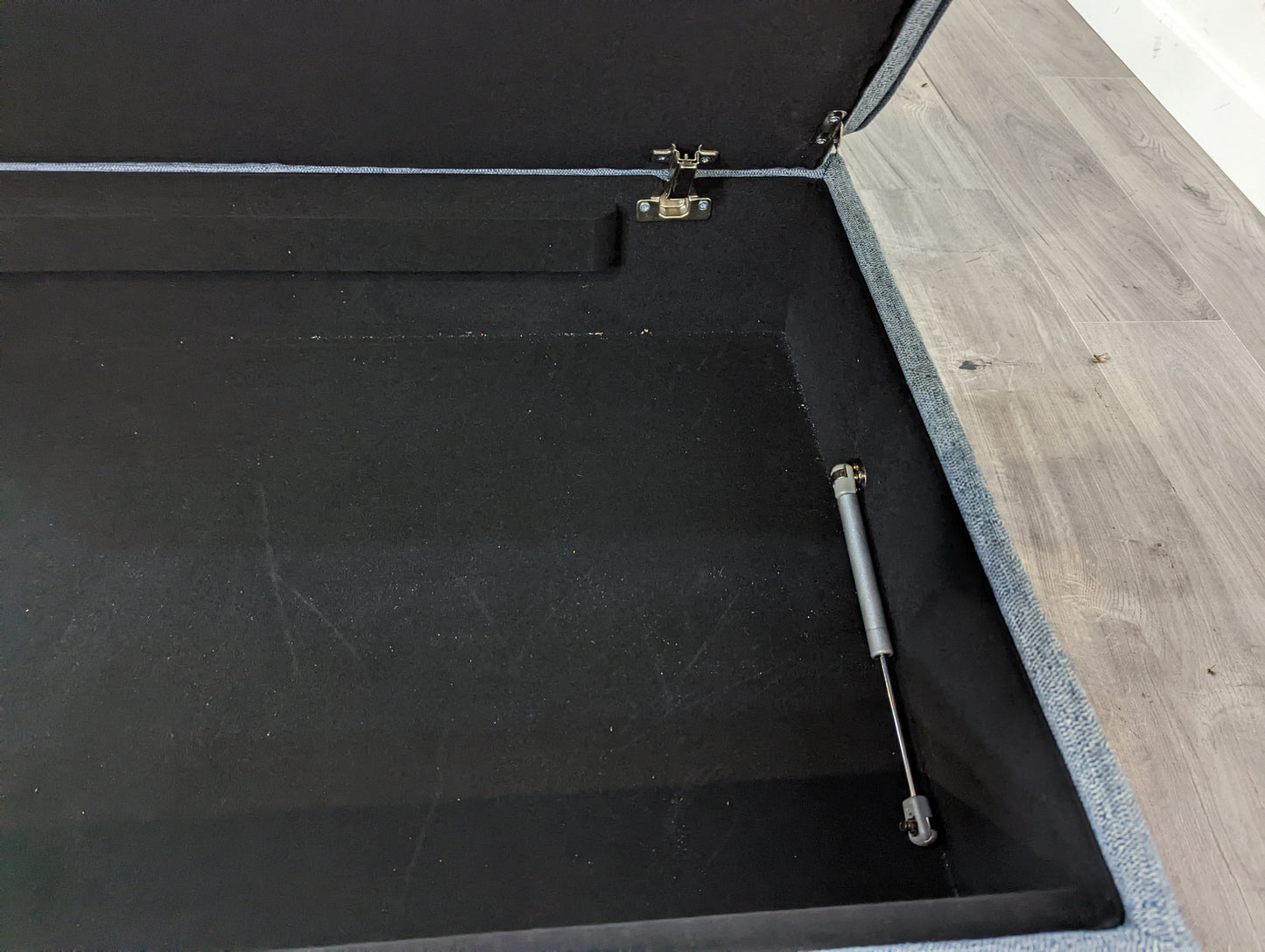 Lot of 5 x M&S Items for Spares or Repair (ref MAS-APM-A-12081) Total RRP £1035