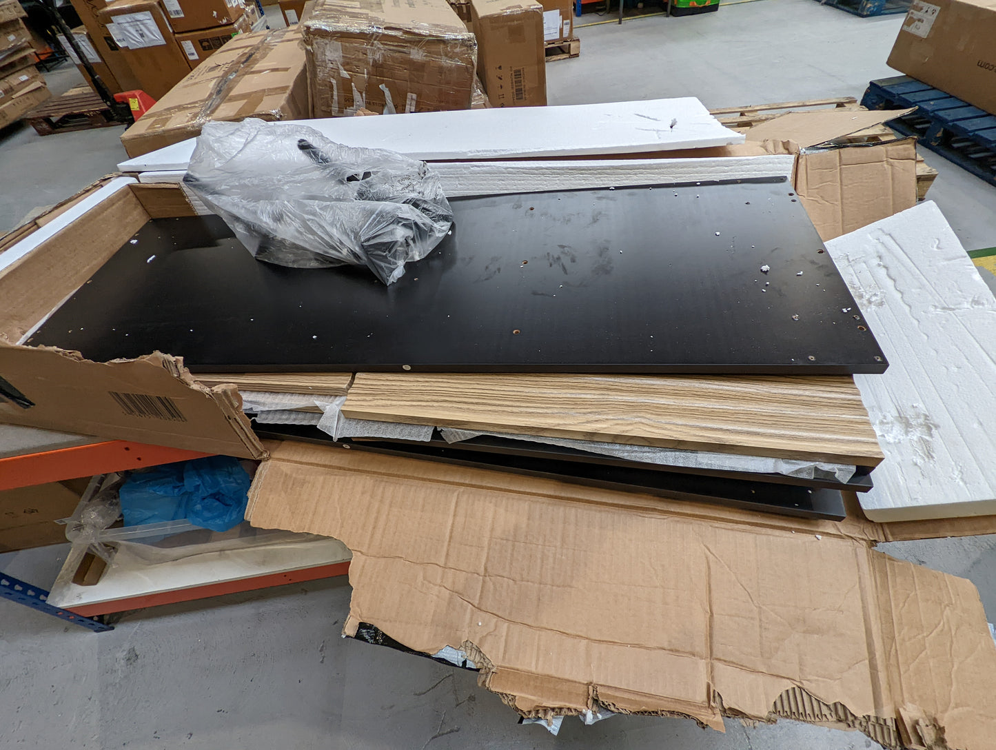 Lot of 7 x Dusk Items for Spares or Repair (ref DUS-APM-A-12225) Total RRP £2161
