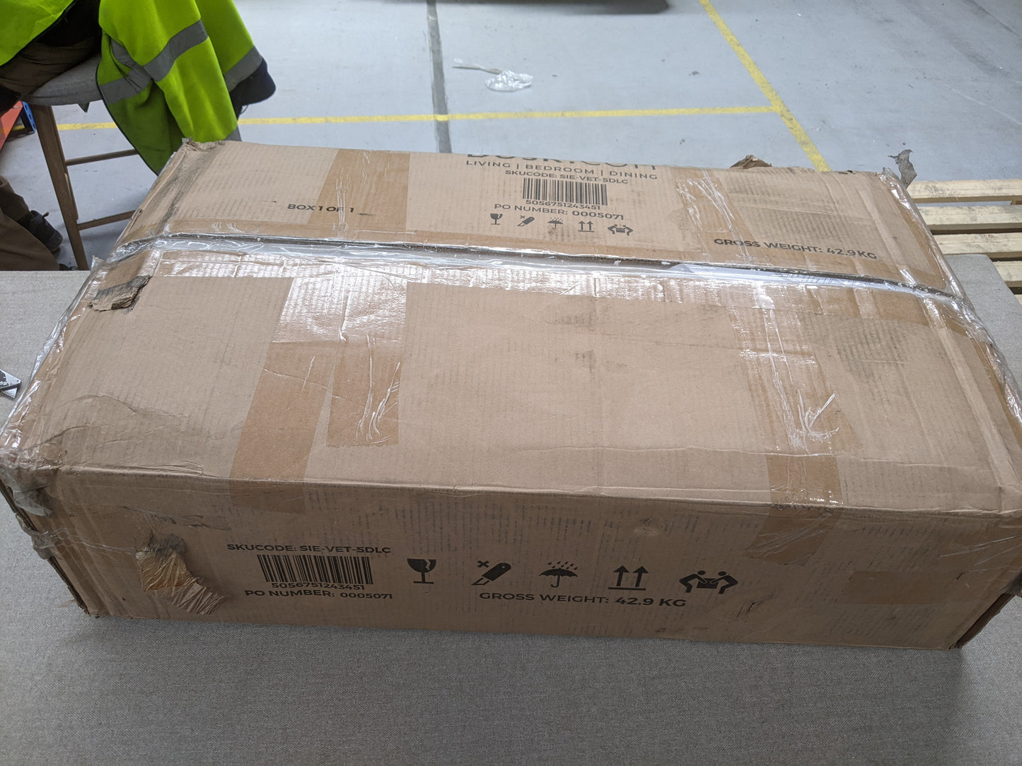 Lot of 12 x Dusk Items for Spares or Repair (ref DUS-APM-A-12328) Total RRP £1719