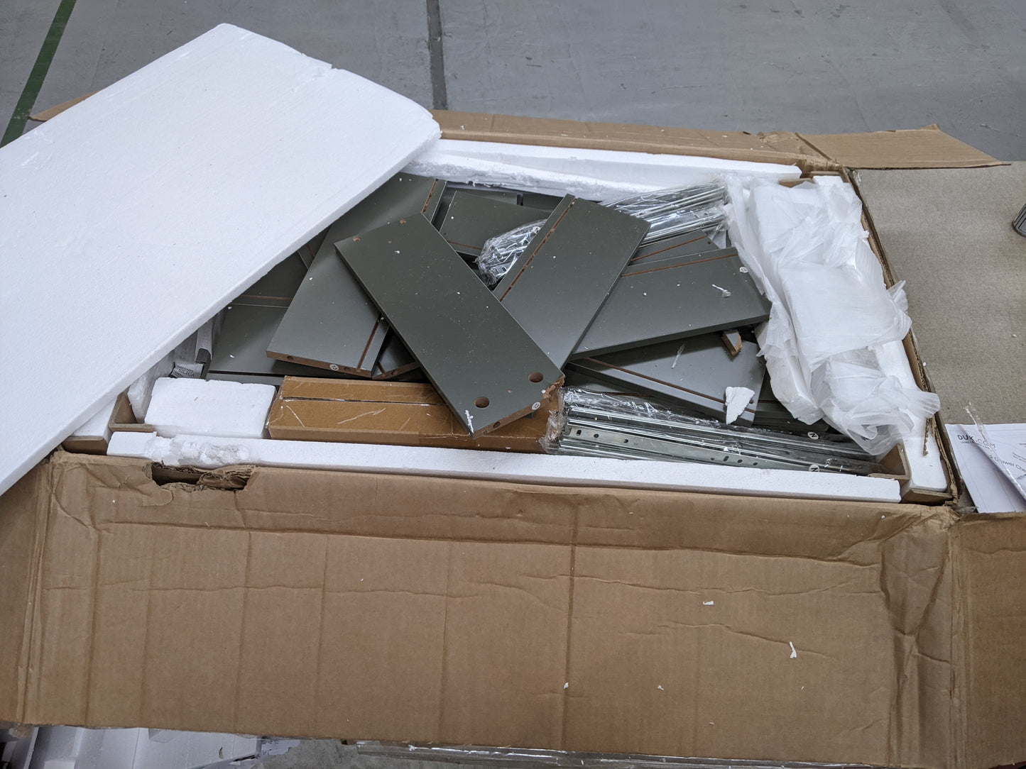 Lot of 12 x Dusk Items for Spares or Repair (ref DUS-APM-A-12328) Total RRP £1719