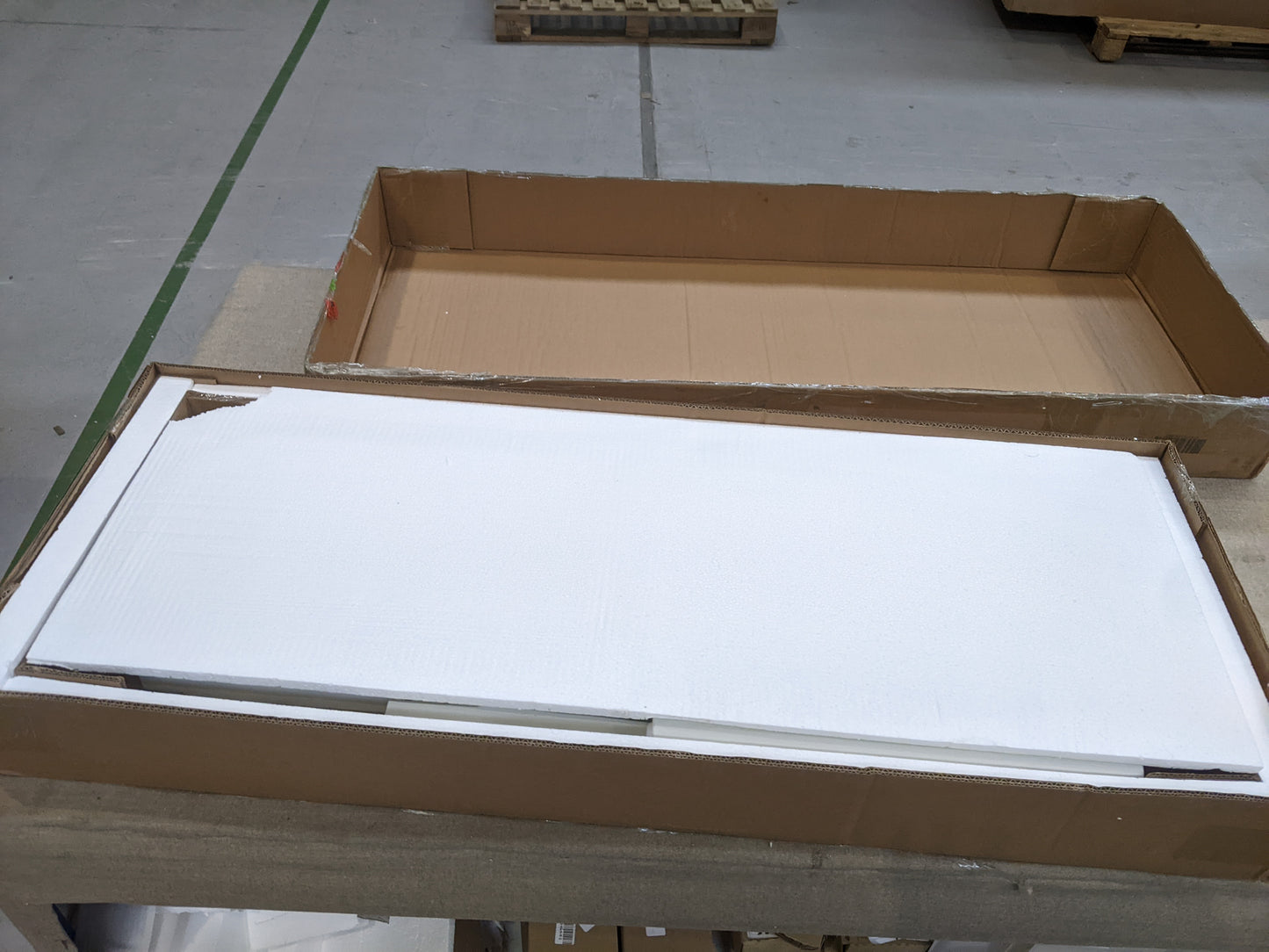 Lot of 12 x Dusk Items for Spares or Repair (ref DUS-APM-A-12328) Total RRP £1719