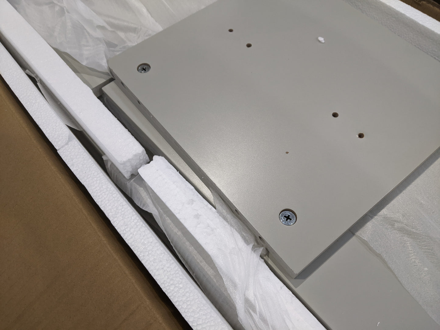 Lot of 8 x Dusk Furniture Items for Spares or Repair (ref DUS-APM-A-12960) Total RRP £946