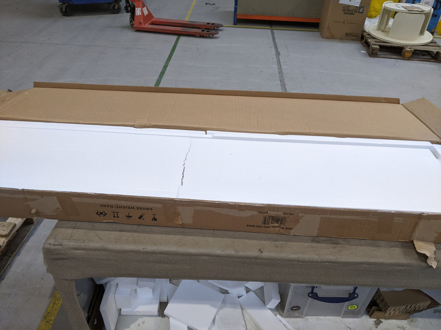 Lot of 8 x Dusk Furniture Items for Spares or Repair (ref DUS-APM-A-12960) Total RRP £946