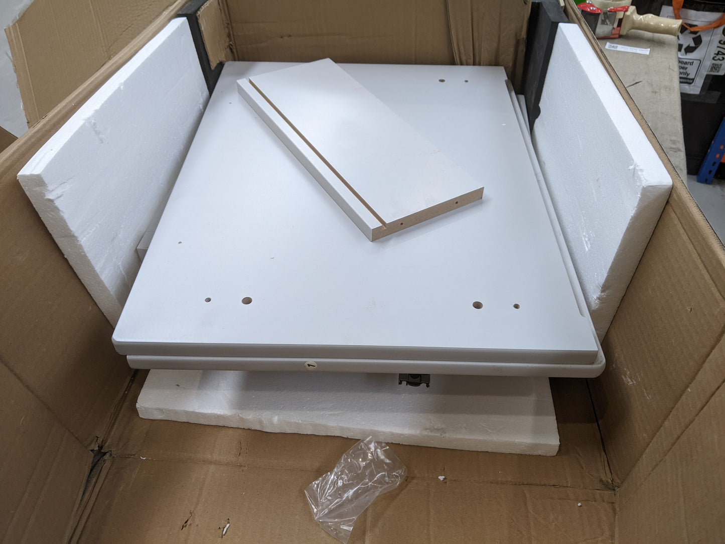 Lot of 11 x Dusk Furniture Items for Spares or Repair (ref DUS-APM-A-12973) Total RRP £1541
