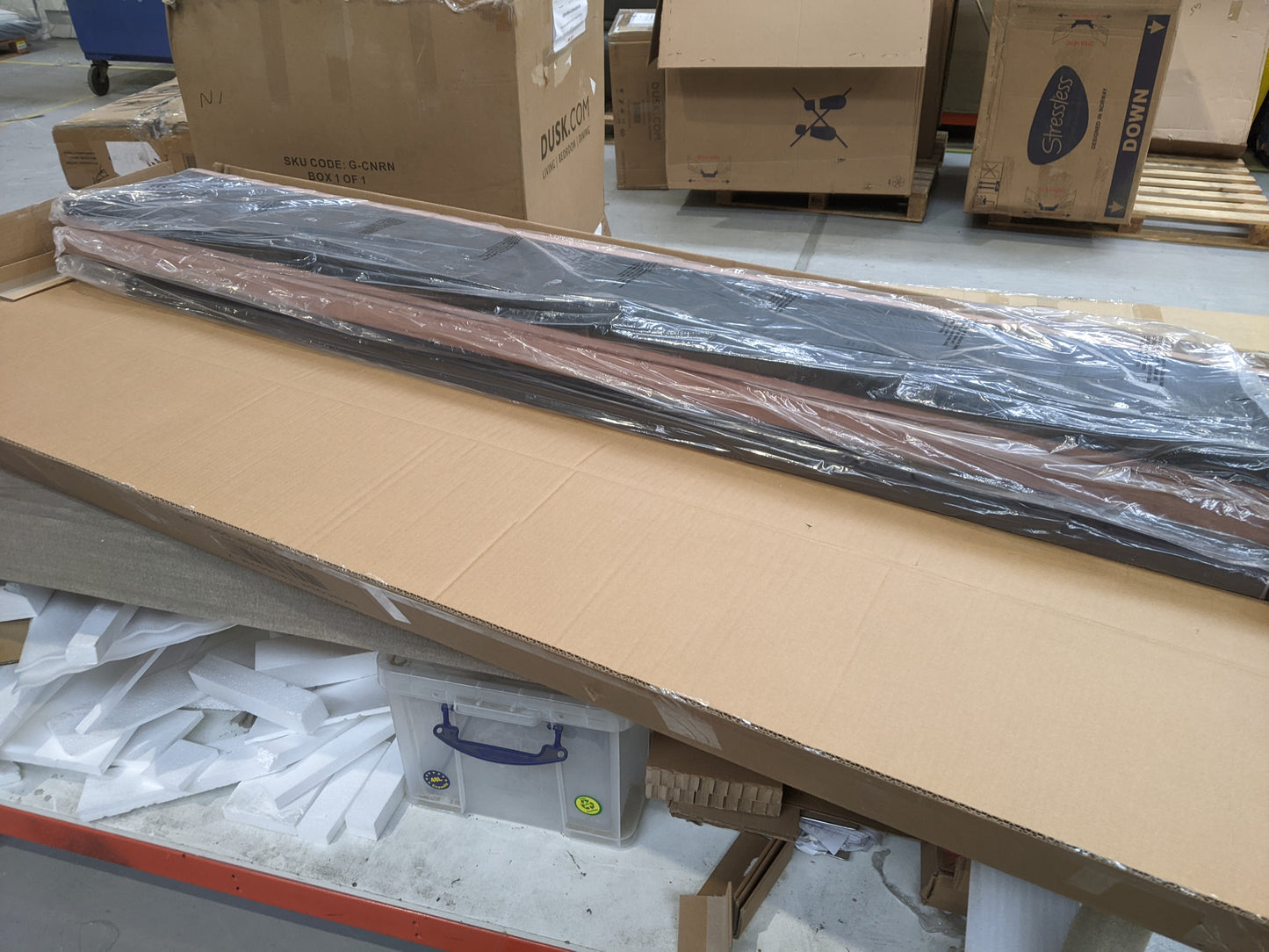 Lot of 4 x Dusk Boxed Beds for Spares or Repair (ref DUS-APM-A-13209) Total RRP £1940