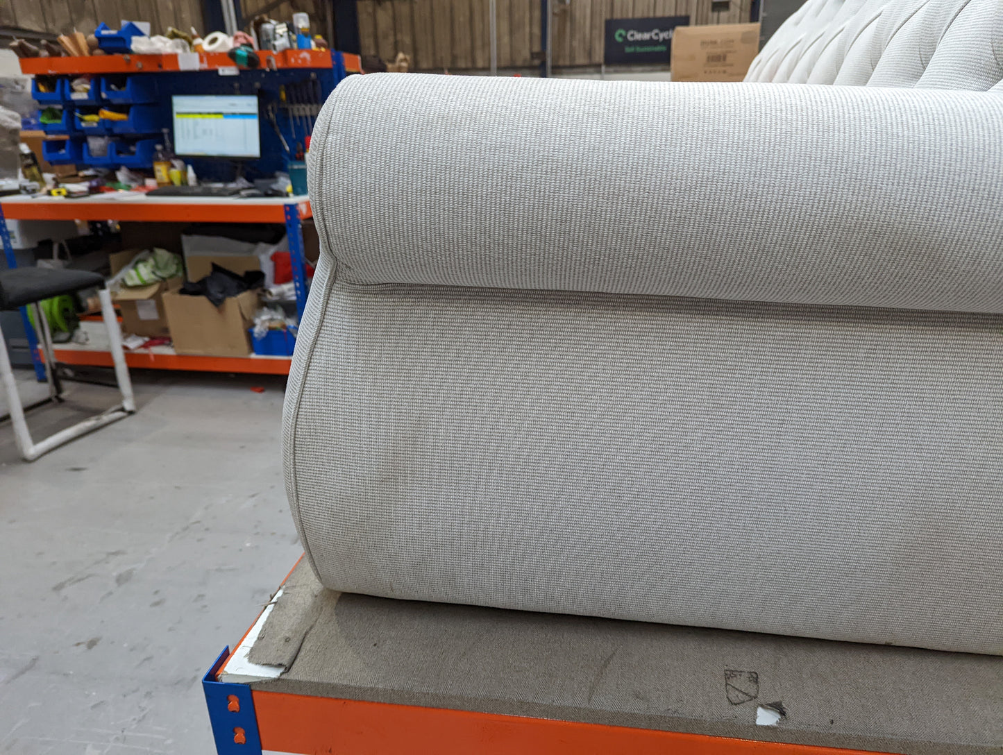 Lot of 2 x Dusk Sofas in Need of Cleaning (ref DUS-APM-A-13264) Total RRP £1528