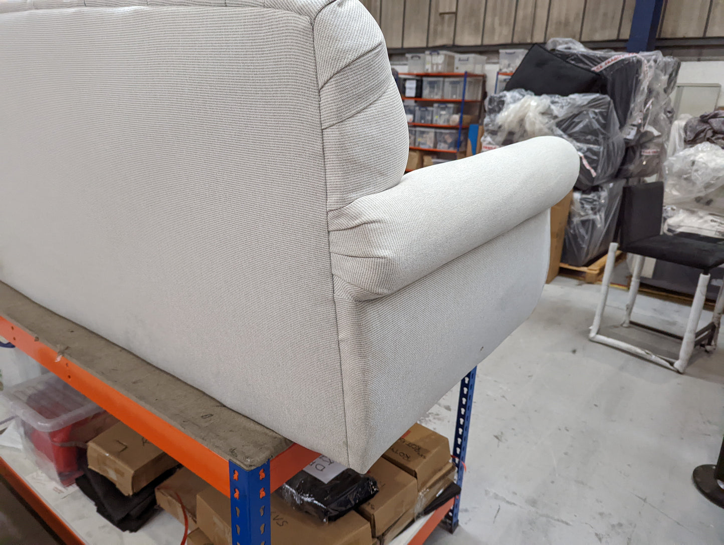 Lot of 2 x Dusk Sofas in Need of Cleaning (ref DUS-APM-A-13264) Total RRP £1528