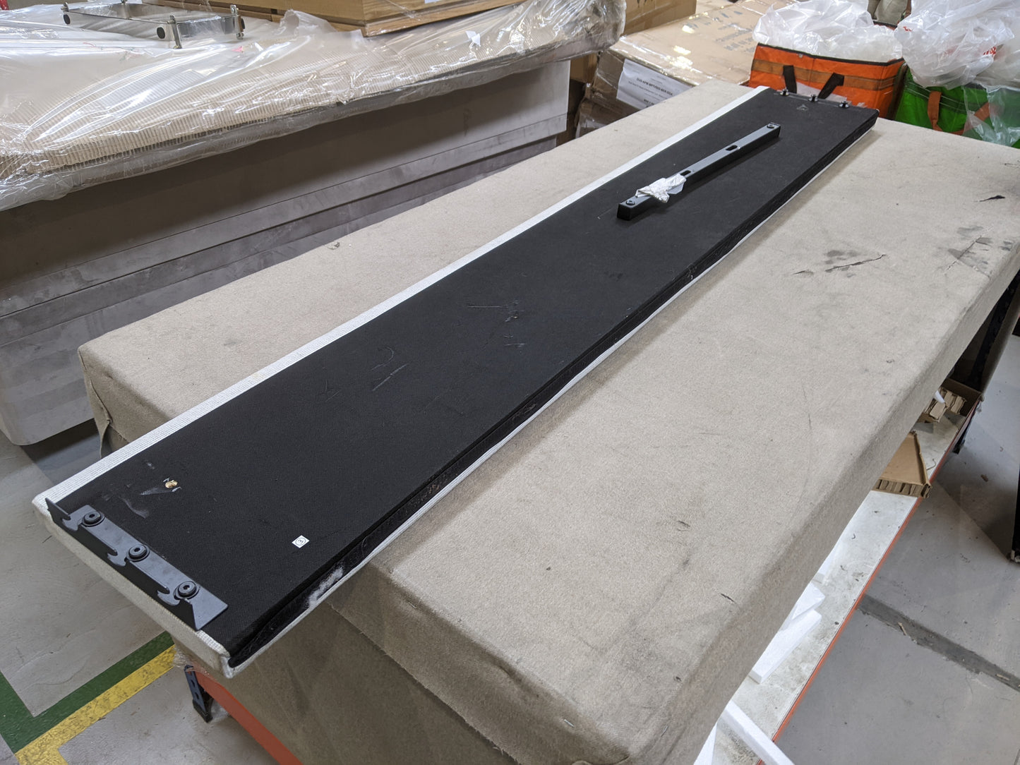 Lot of 5 x Dusk Beds Customer Returns for Spares or Repair (ref DUS-APM-A-13422) Total RRP £2205