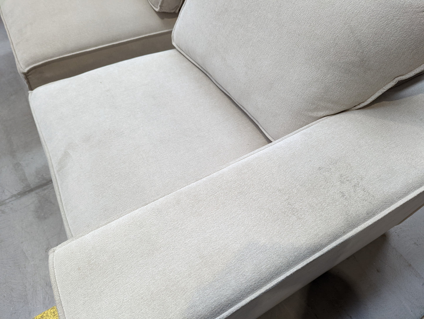 DUS-APM-62109 Grade-C2 Dusk Brooklyn 3 Seater Sofa - Ivory RRP £849