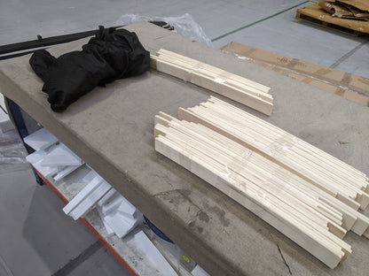 Lot of 2 x Dusk Items inc Beds for Spares or Repair (ref DUS-APM-A-13463) Total RRP £1068