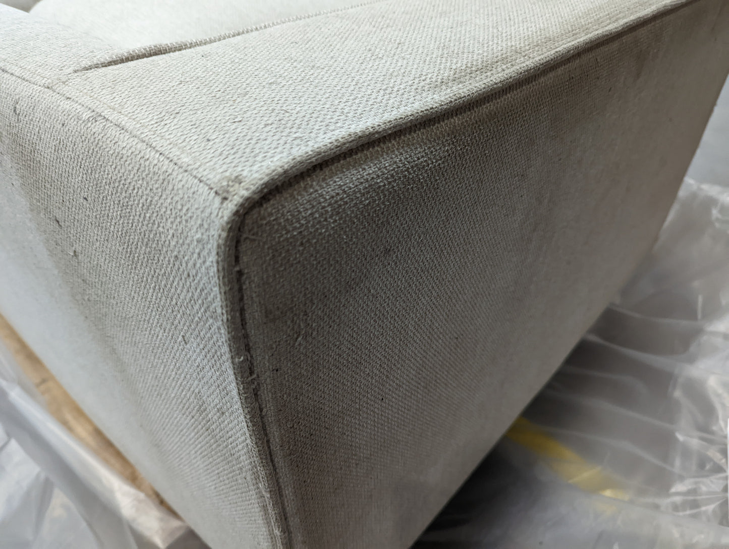 Lot of 2 x Dusk Upholstery Sofa for Spares or Repair (ref DUS-APM-A-13600) Total RRP £1398