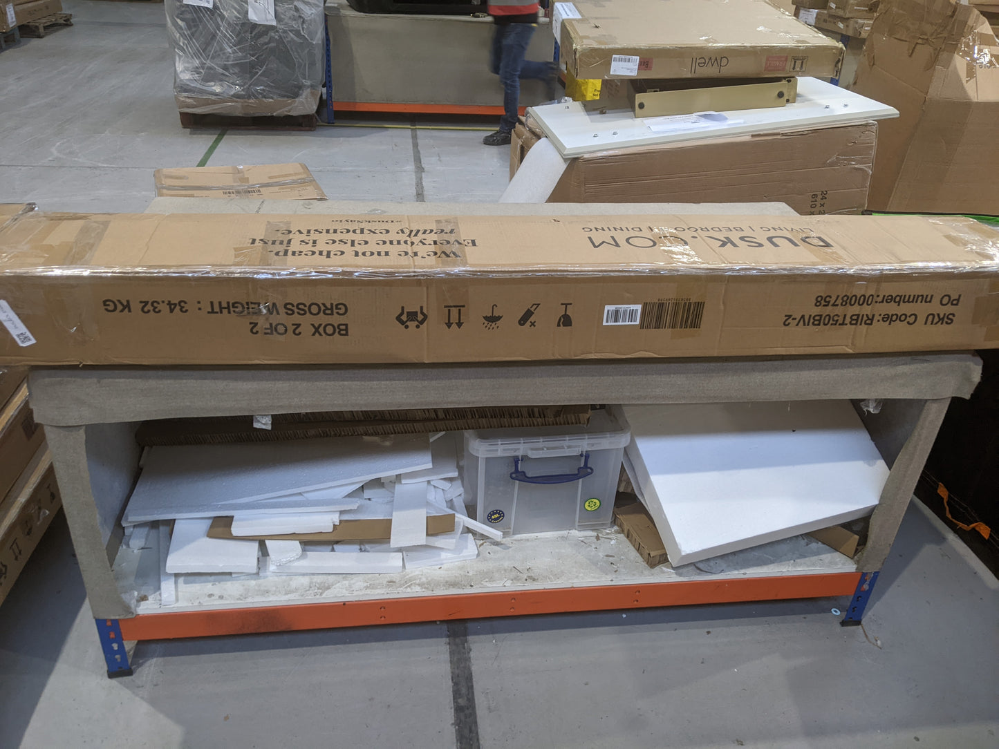 Lot of 4 x Dusk Items inc Beds for Spares or Repair (ref DUS-GOL-A-13923) Total RRP £1573