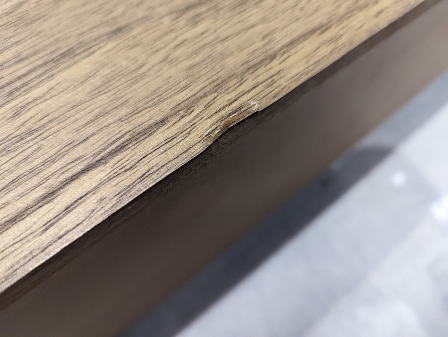 Lot of 4 x Fishe & Lilly wood furniture grade-BER Spares or repair RRP £1909.96