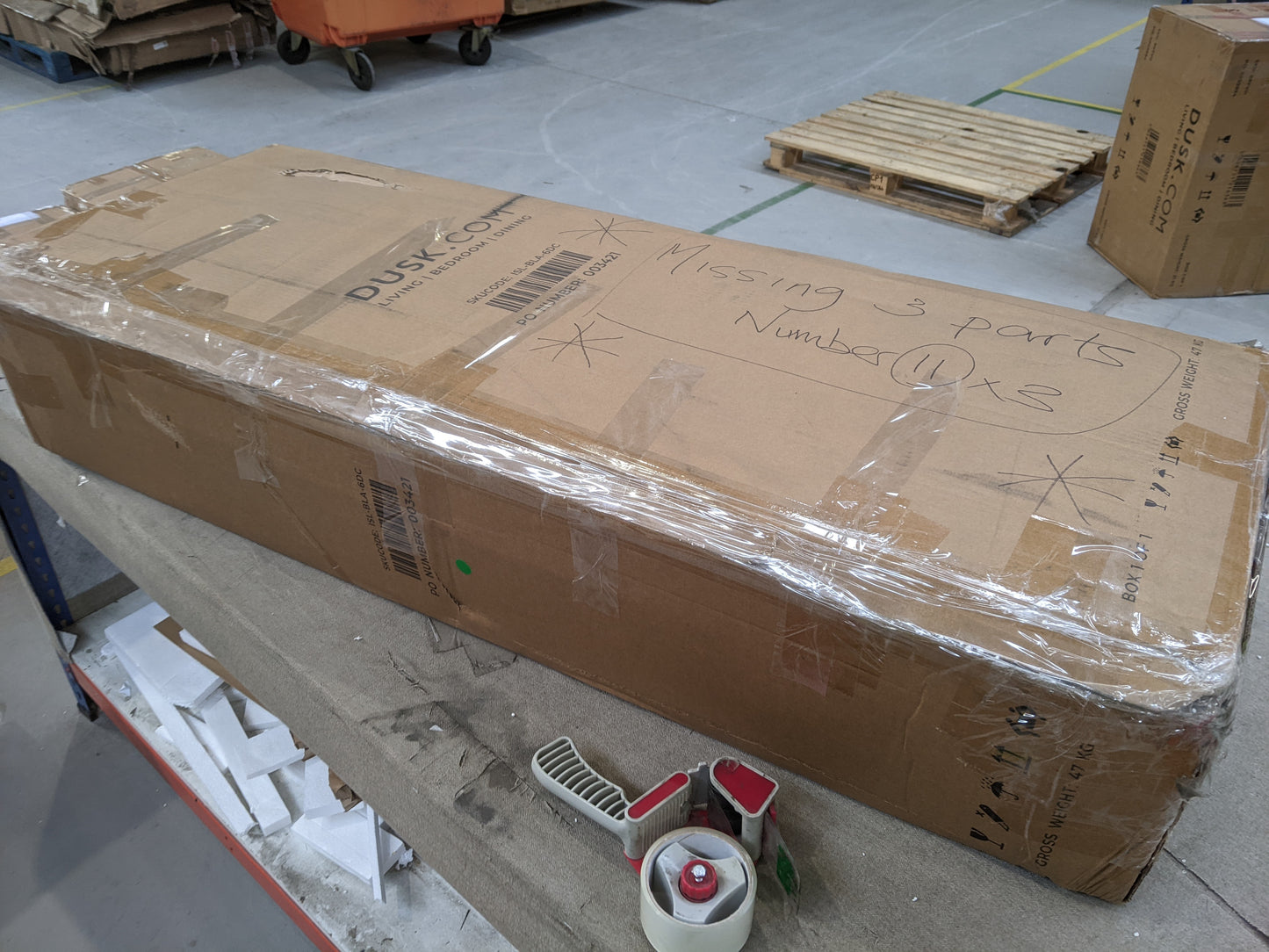 Lot of 12 x Dusk furniture items grade-BER Spares or repair RRP £1688.00