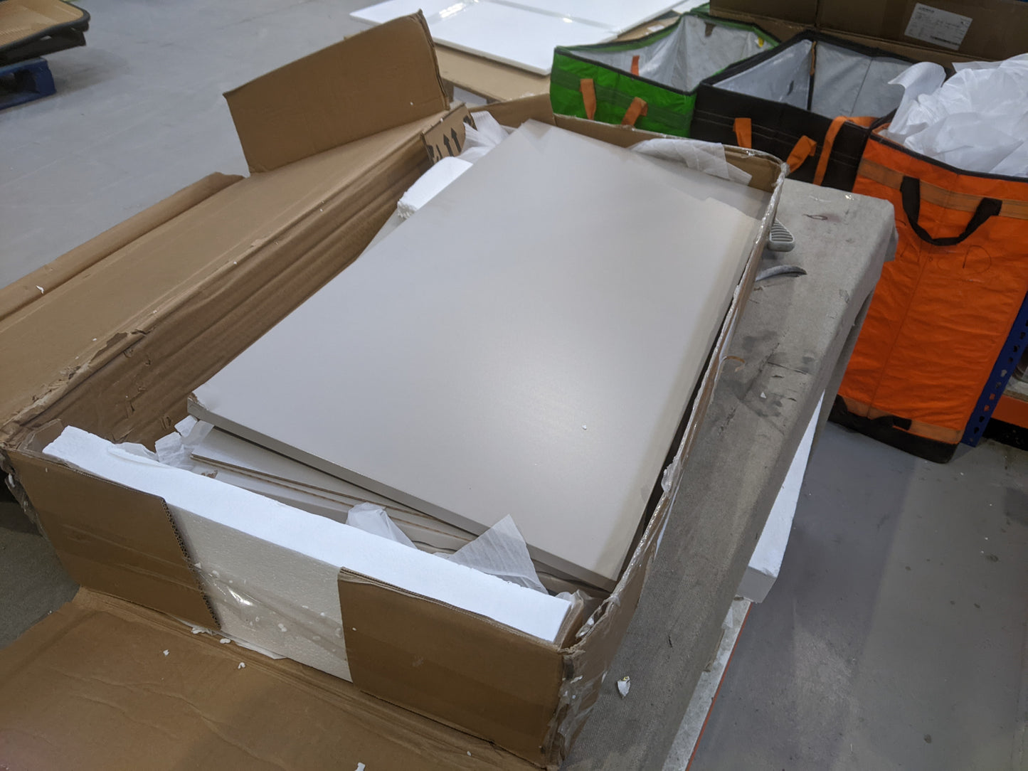 Lot of 10 x Dusk furniture items grade-BER Spares or repair RRP £1553.00