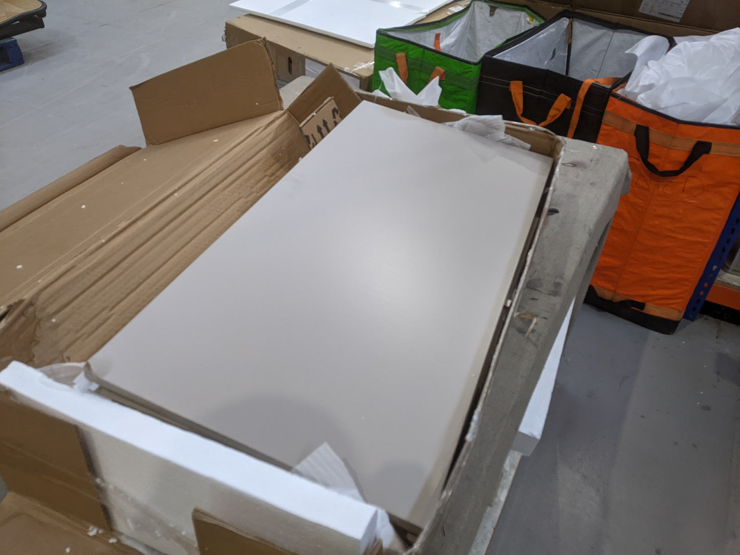 Lot of 10 x Dusk furniture items grade-BER Spares or repair RRP £1553.00