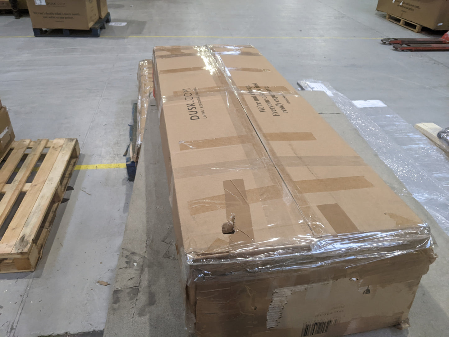 Lot of 6 x Dusk mixed furniture items grade-BER Spares or repair RRP £1028.00