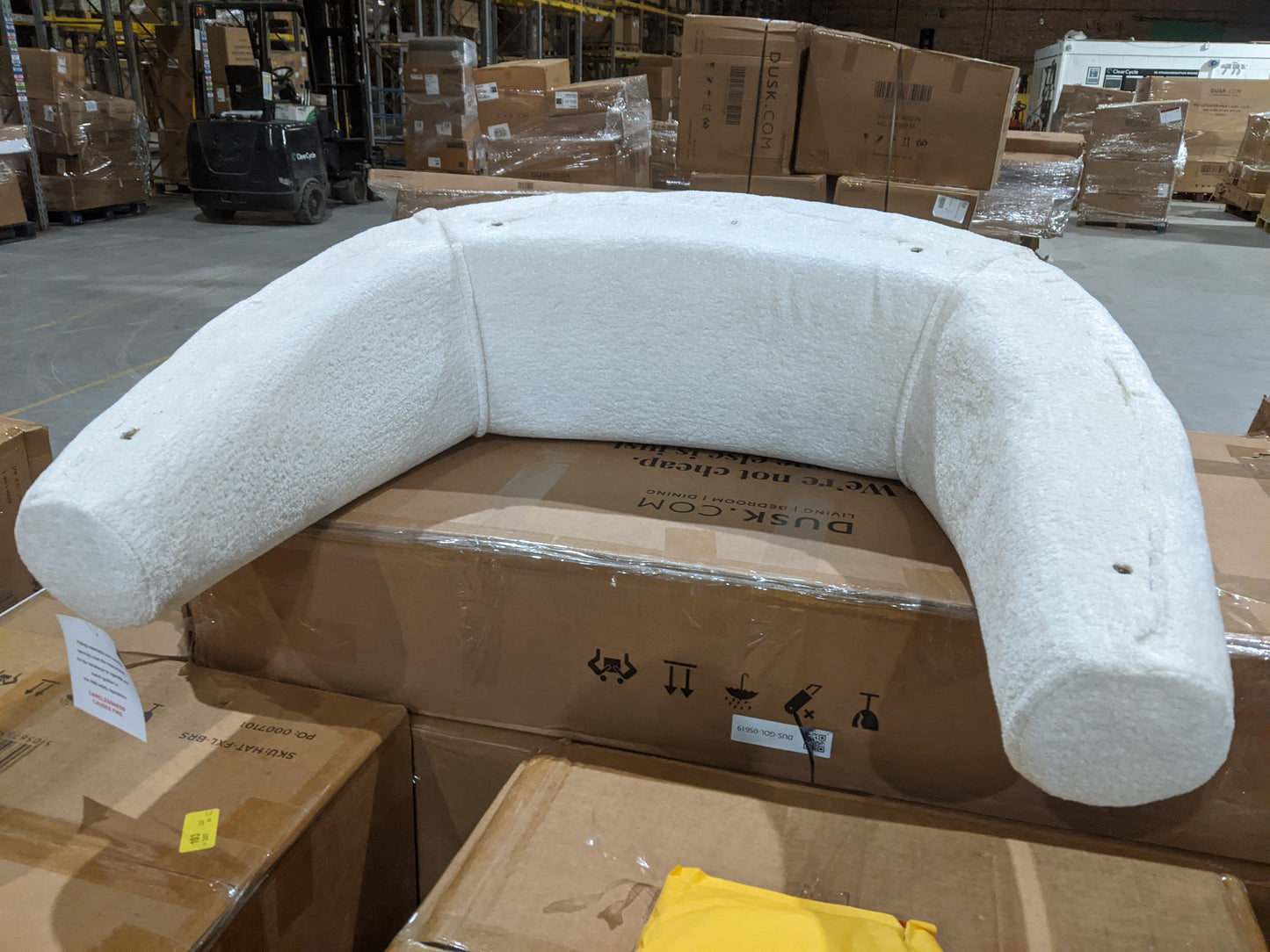 Lot of 6 x Dusk mixed furniture items grade-BER Spares or repair RRP £1028.00