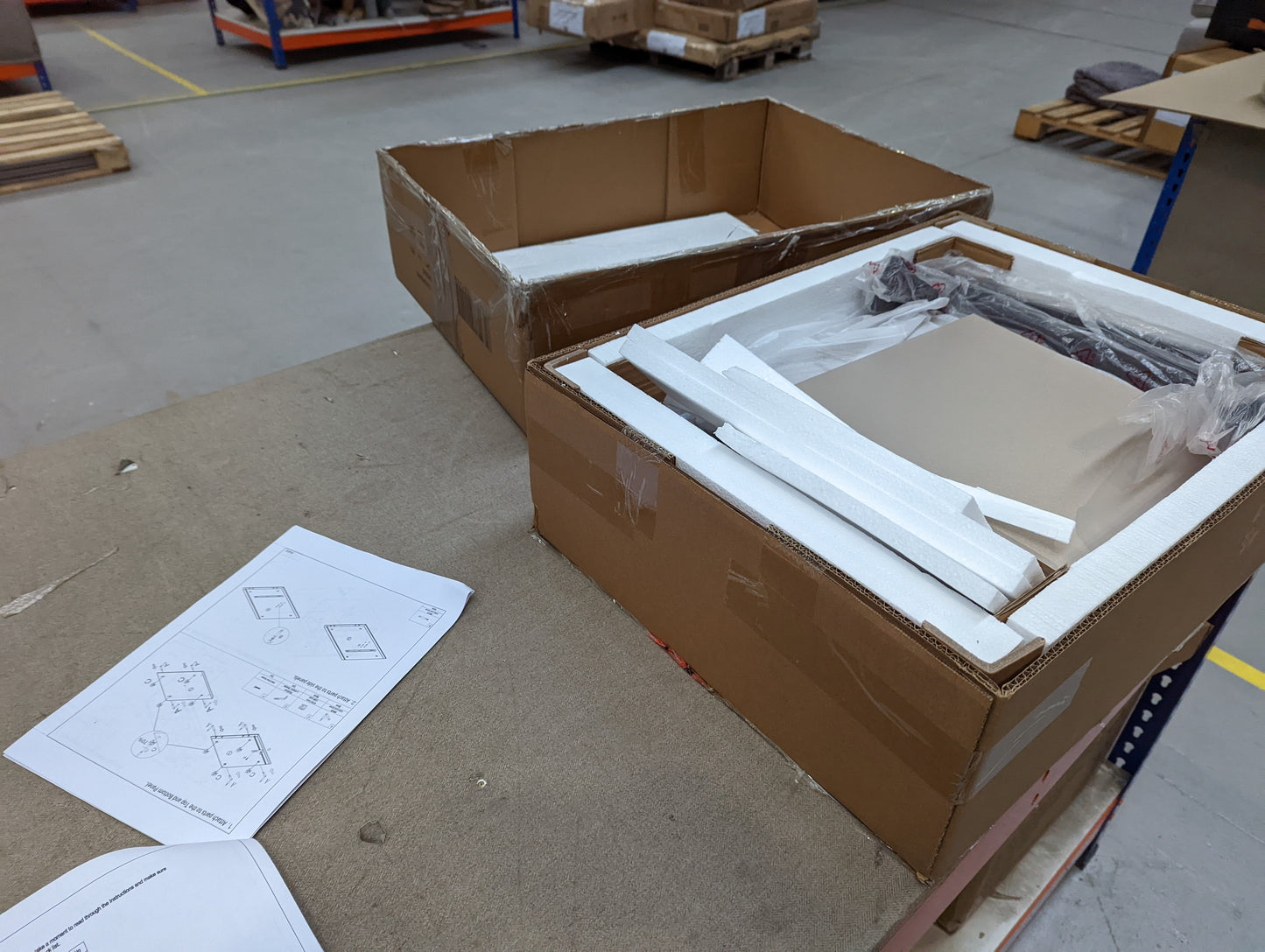 Lot of 12 x Dusk items grade-BER Spares or repair RRP £2147.00