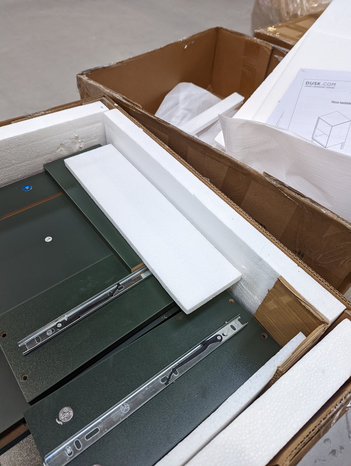 Lot of 12 x Dusk items grade-BER Spares or repair RRP £2147.00