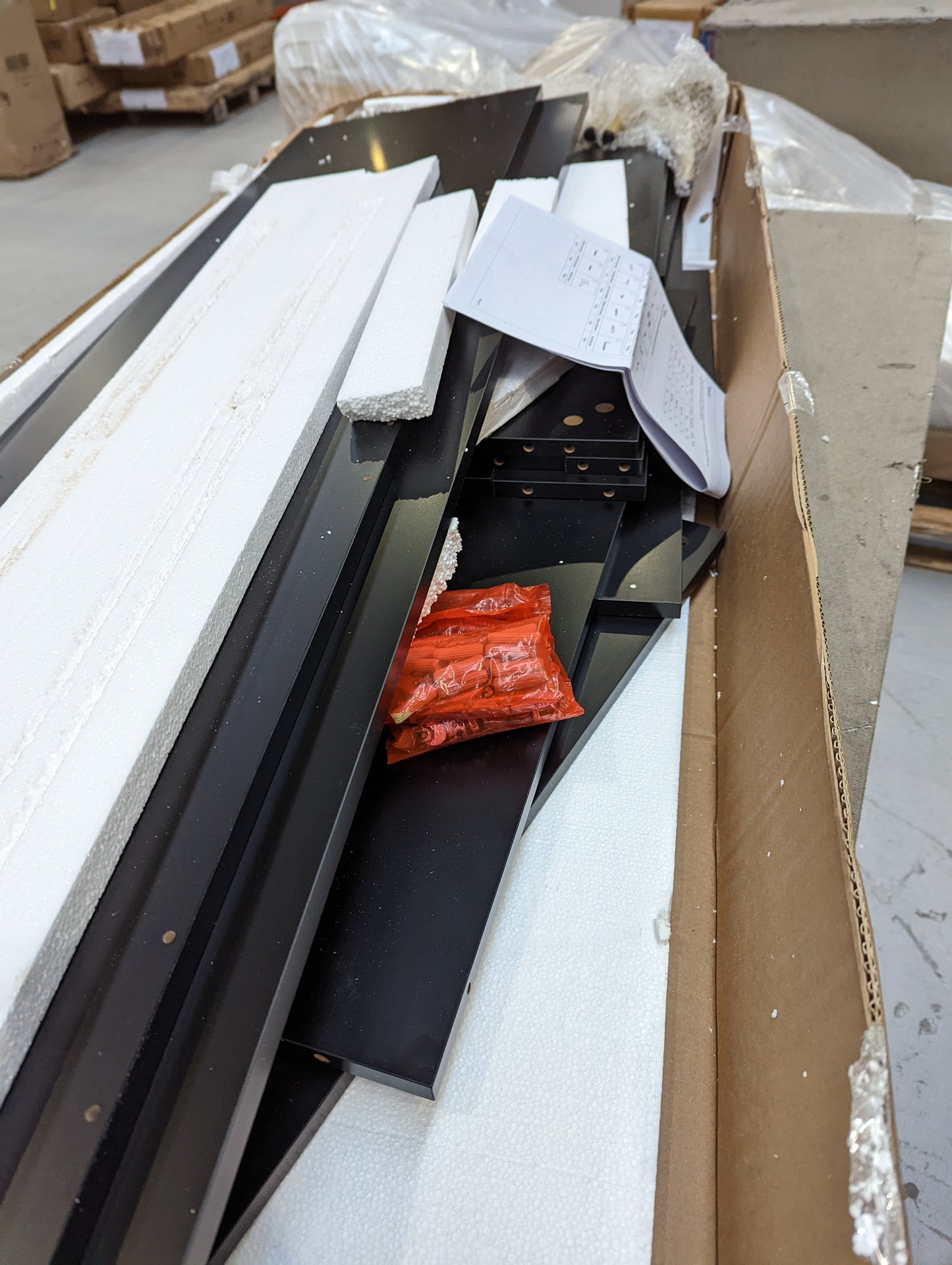 Lot of 12 x Dusk items grade-BER Spares or repair RRP £2147.00