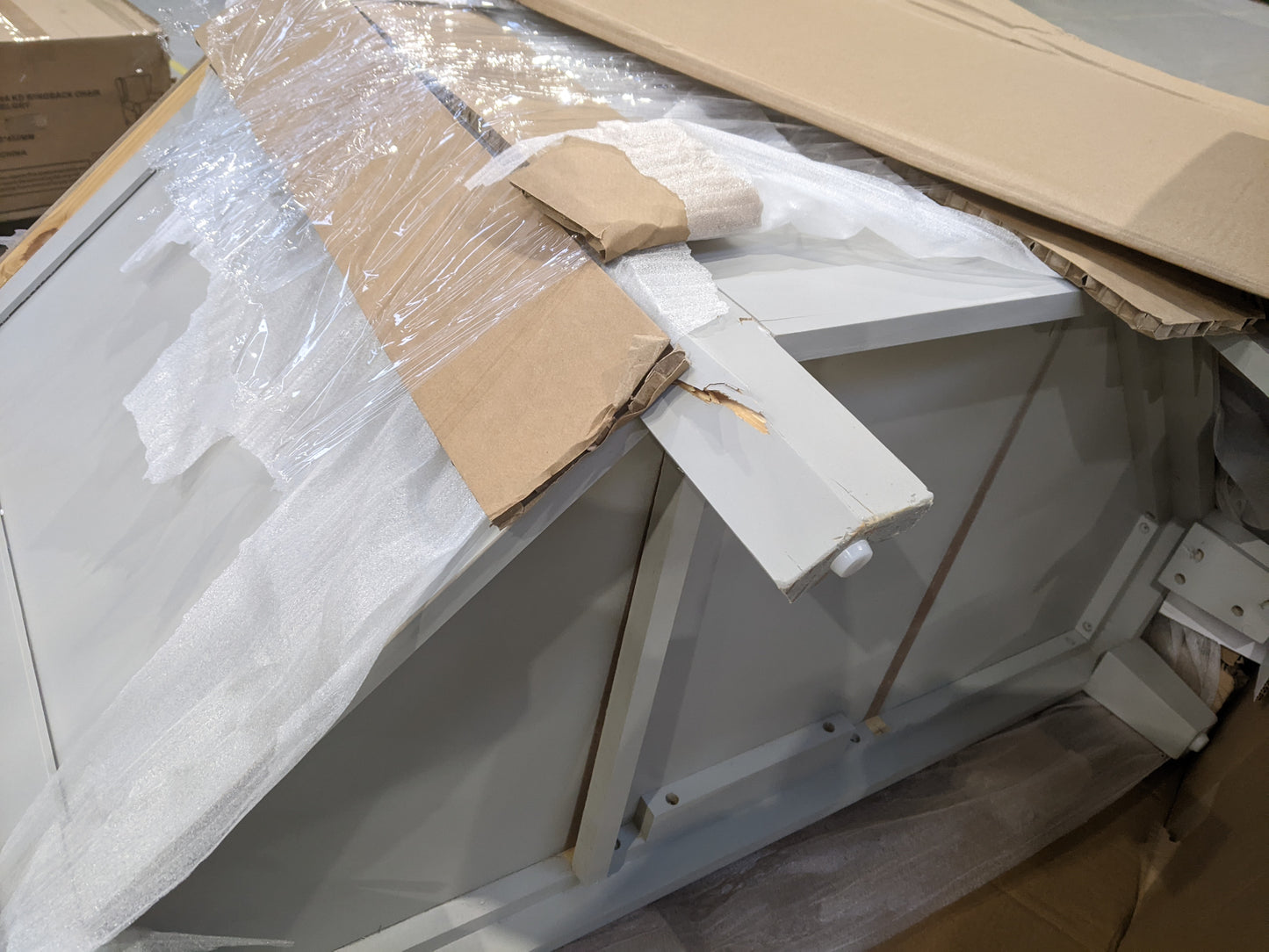 Lot of 3 x Big Furniture Warehouse items grade-BER Spares or repair RRP £609.98