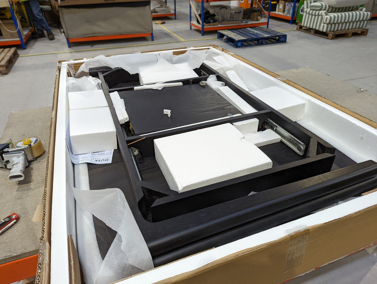 Lot of 8 x Dusk items grade-BER Spares or repair RRP £2352.00