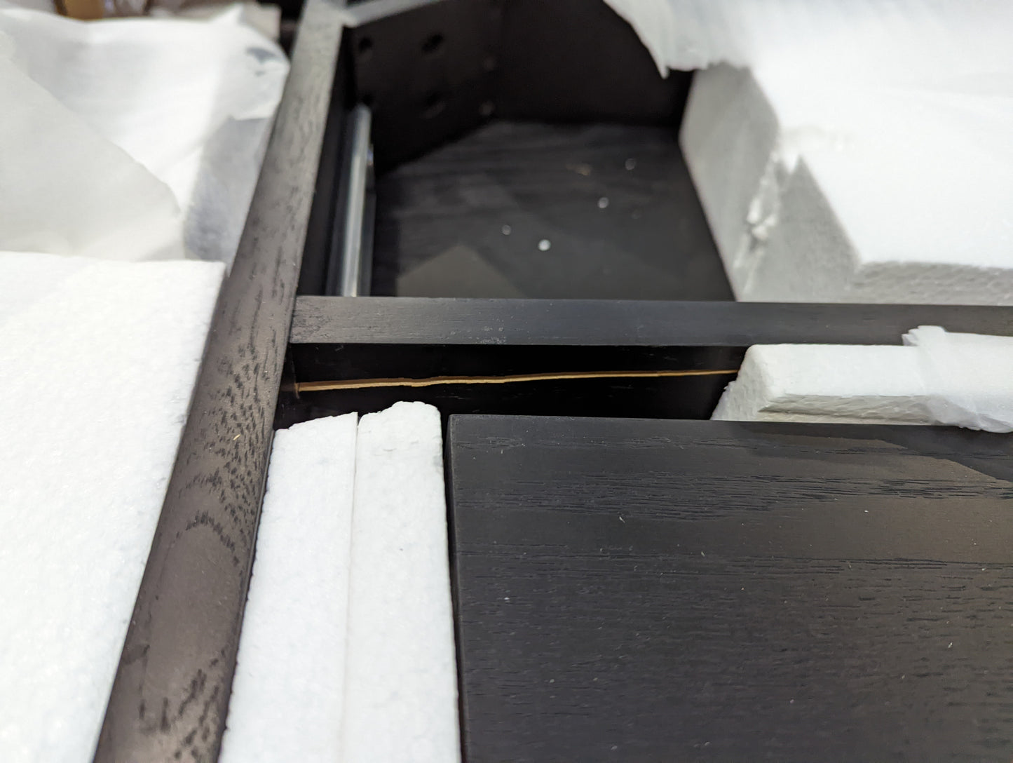 Lot of 8 x Dusk items grade-BER Spares or repair RRP £2352.00