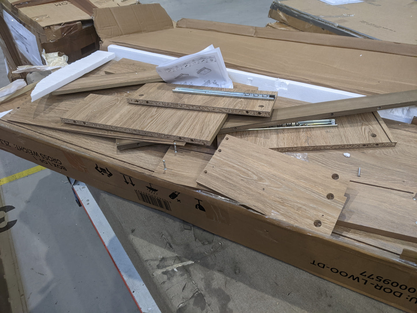 Lot of 7 x Dusk items grade-BER Spares or repair RRP £1198.00