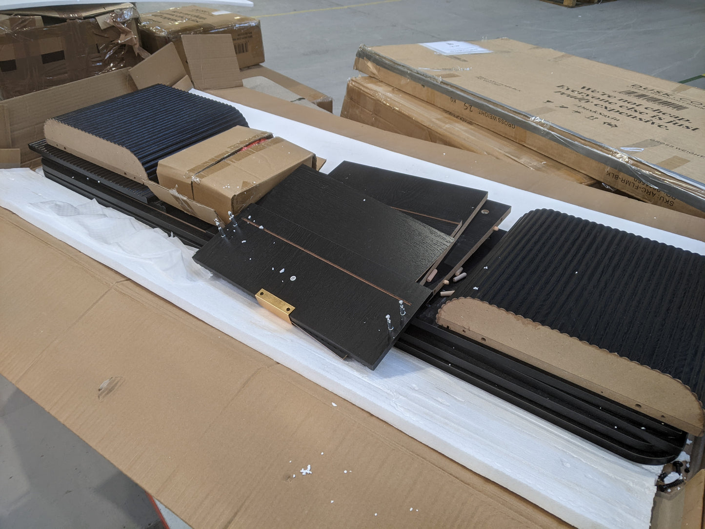 Lot of 7 x Dusk items grade-BER Spares or repair RRP £1198.00