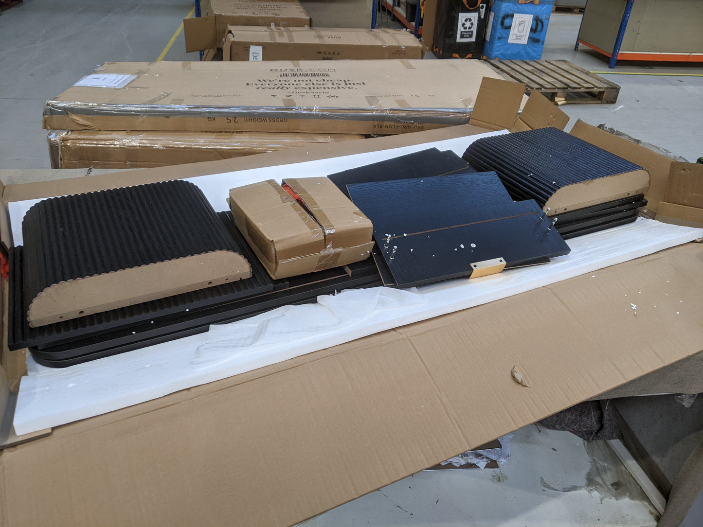 Lot of 7 x Dusk items grade-BER Spares or repair RRP £1198.00