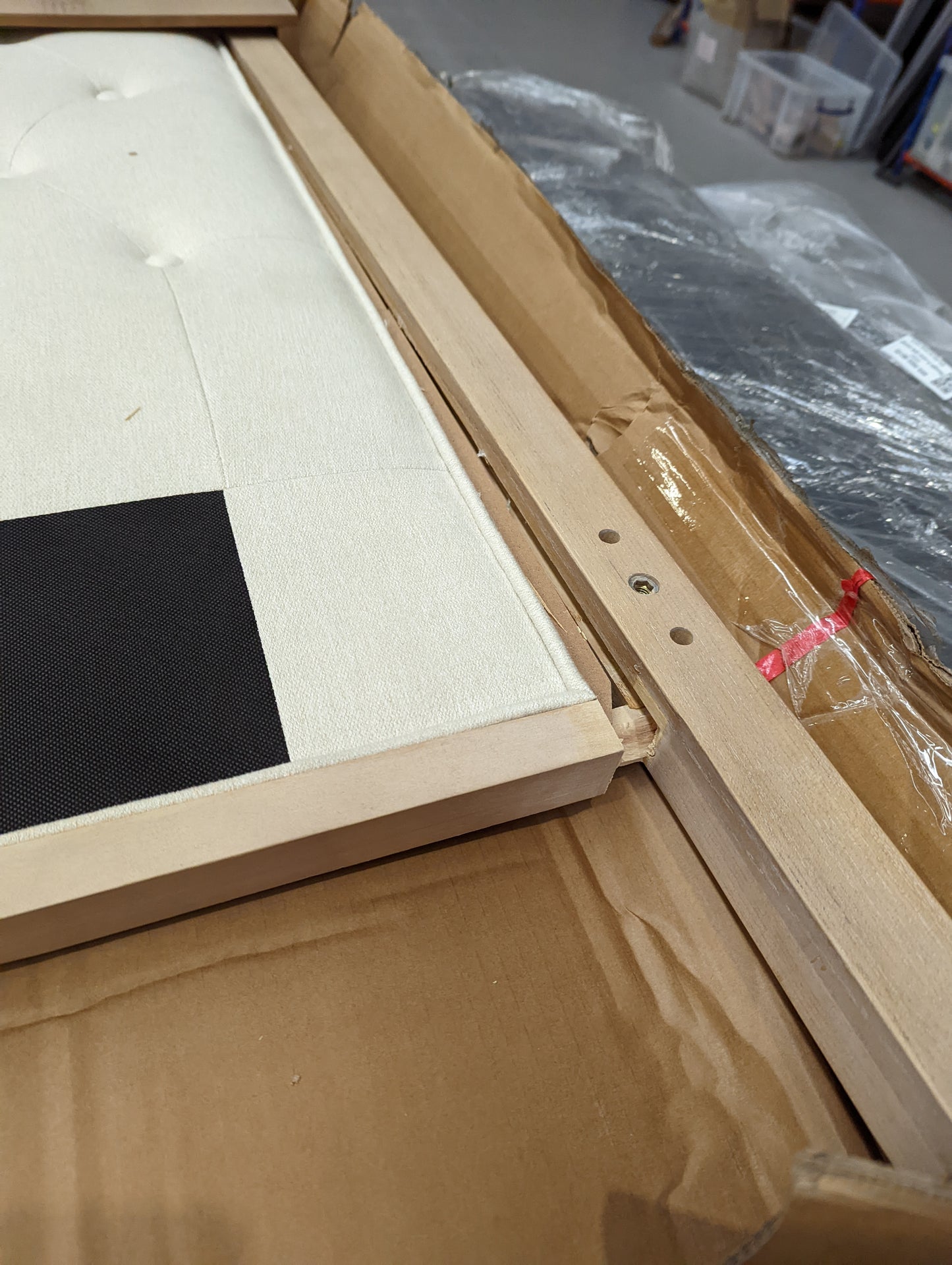 Lot of 4 x Dusk items grade-BER Spares or repair RRP £1576.00