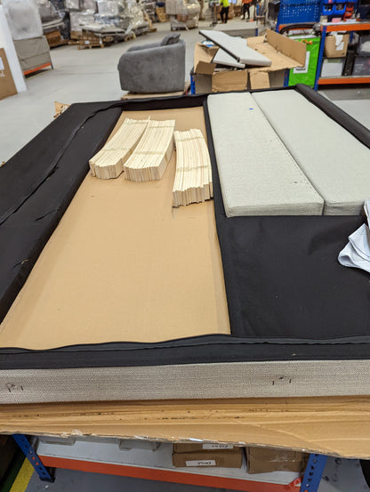 Lot of 6 x Dusk items grade-BER Spares or repair RRP £2234.00