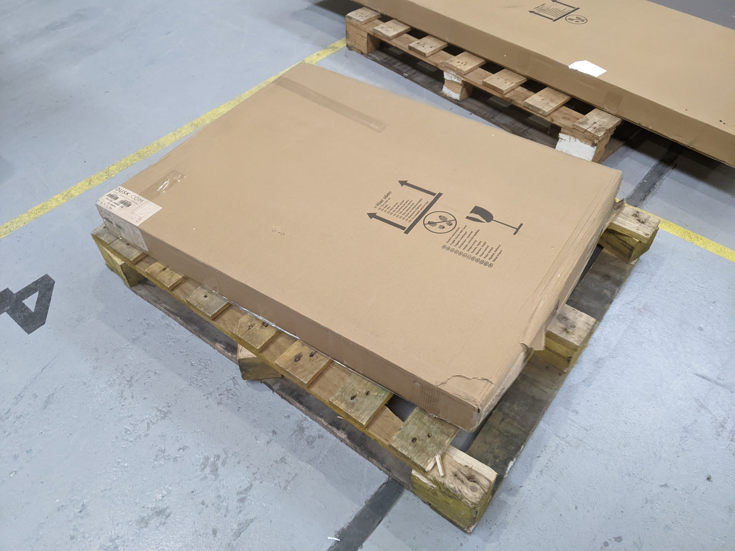 Lot of 2 x Dusk items grade-BER Spares or repair RRP £728.00