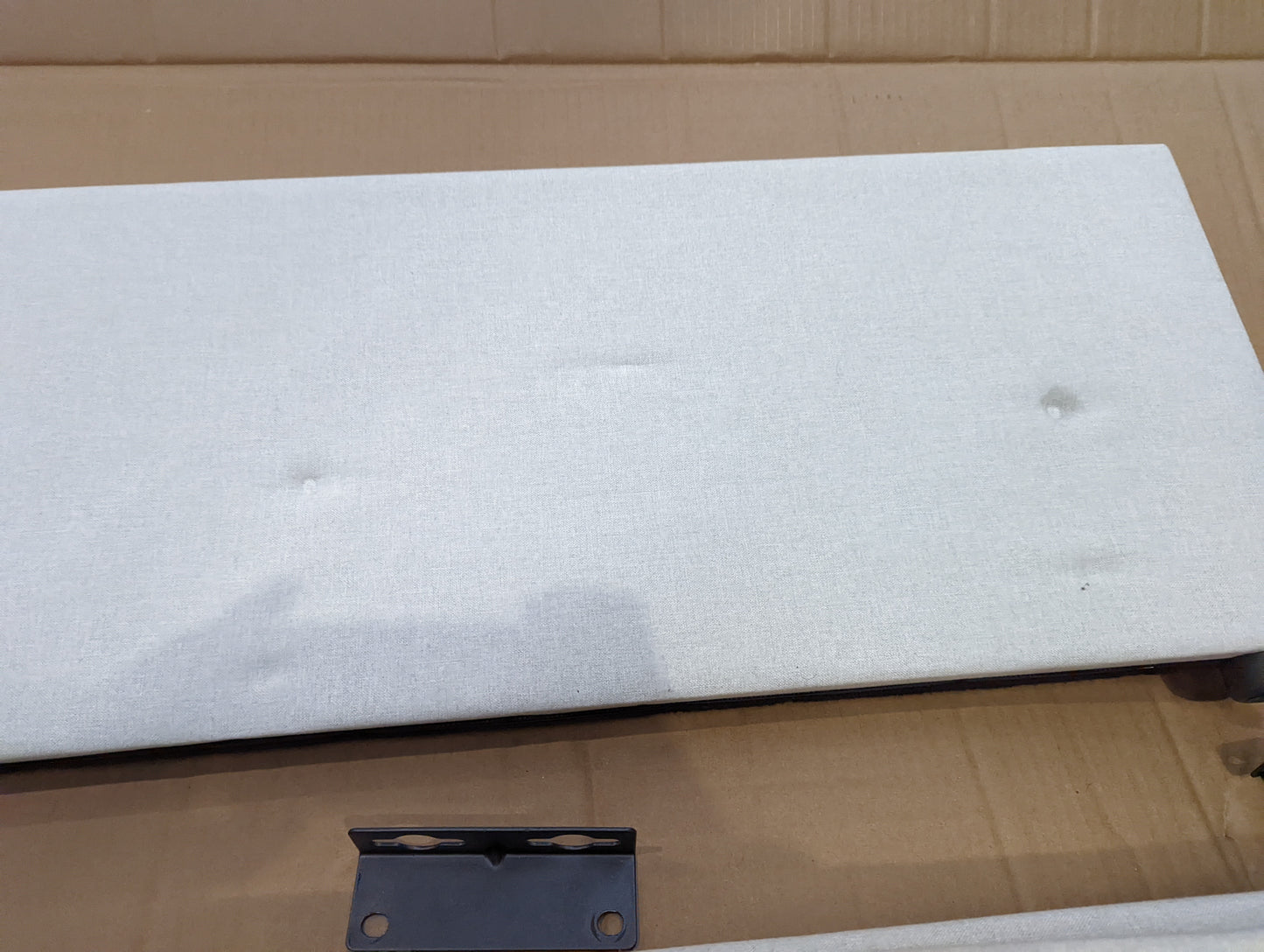 Lot of 4 x Dusk items grade-BER Spares or repair RRP £1576.00