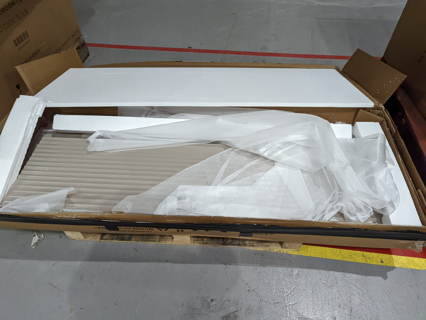 Lot of 5 x Dusk items grade-BER Spares or repair RRP £1324.00