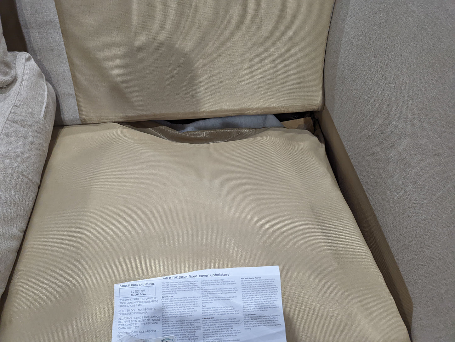 Lot of 2 x M&S items grade-BER Spares or repair RRP £2598.00