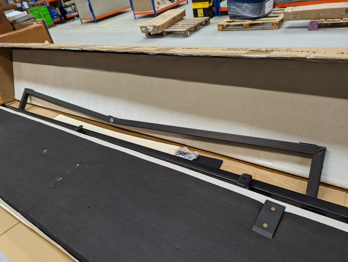 Lot of 5 x Dusk items grade-BER Spares or repair RRP £1720.00