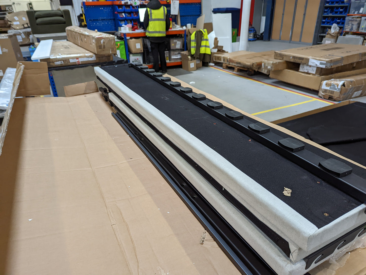 Lot of 5 x Dusk items grade-BER Spares or repair RRP £1720.00