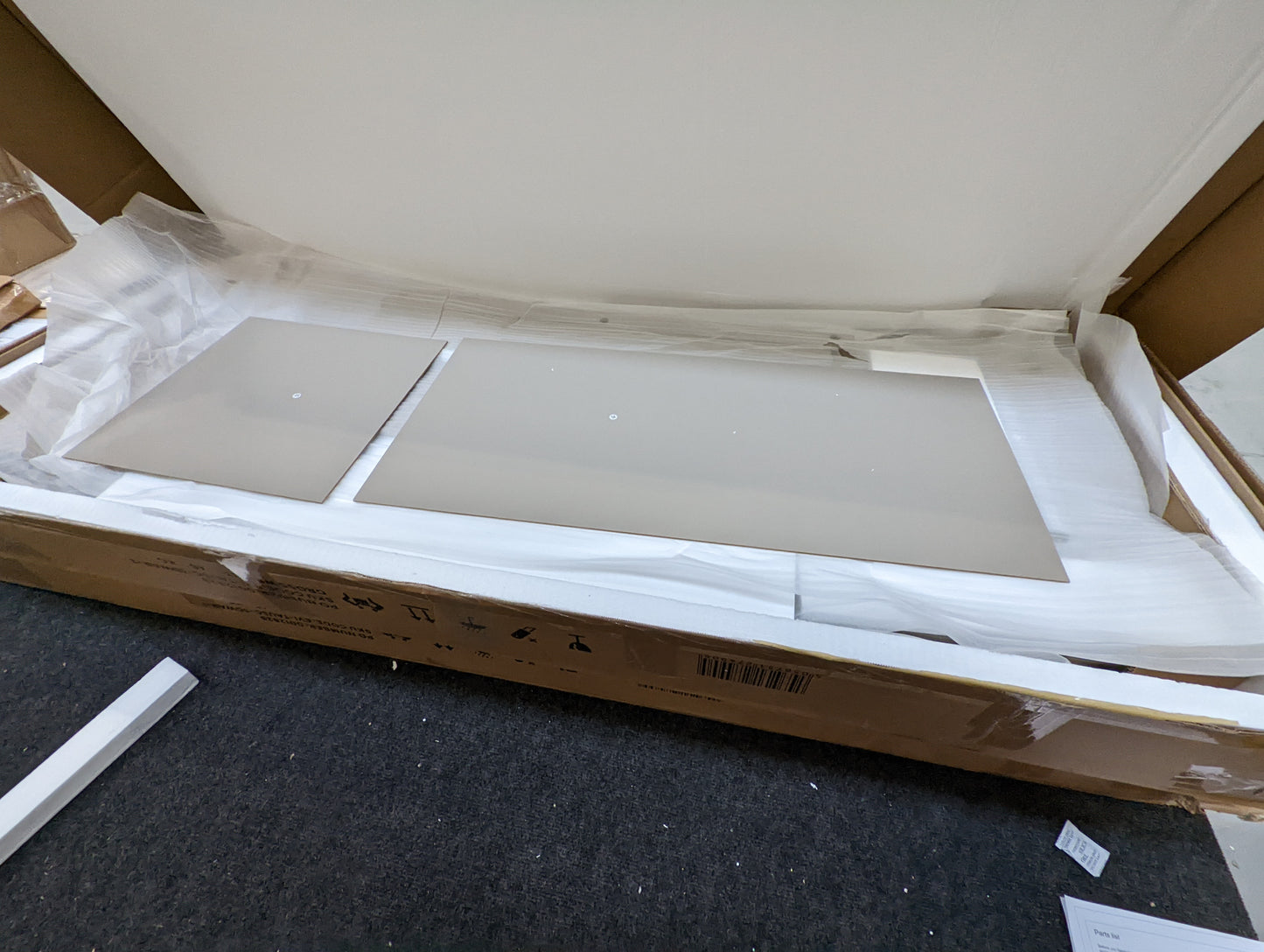 Lot of 4 x Dusk Furniture items grade-BER Spares or repair RRP £1092.00