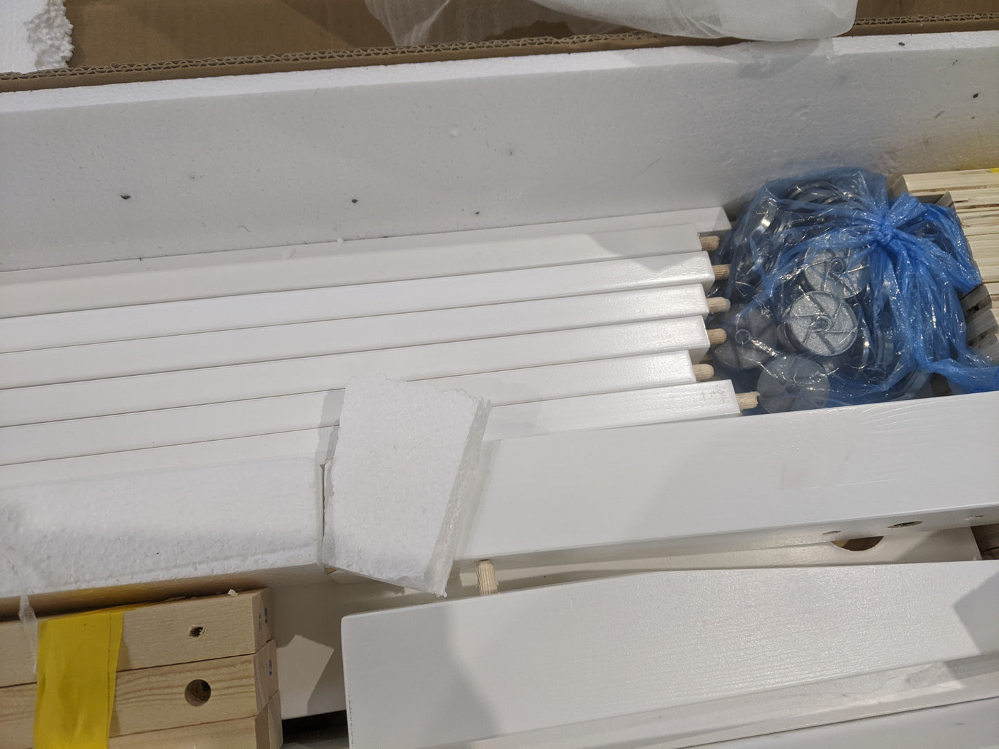 Lot of 3 x Dusk Beds Grade-BER Spares or repair RRP £602.00