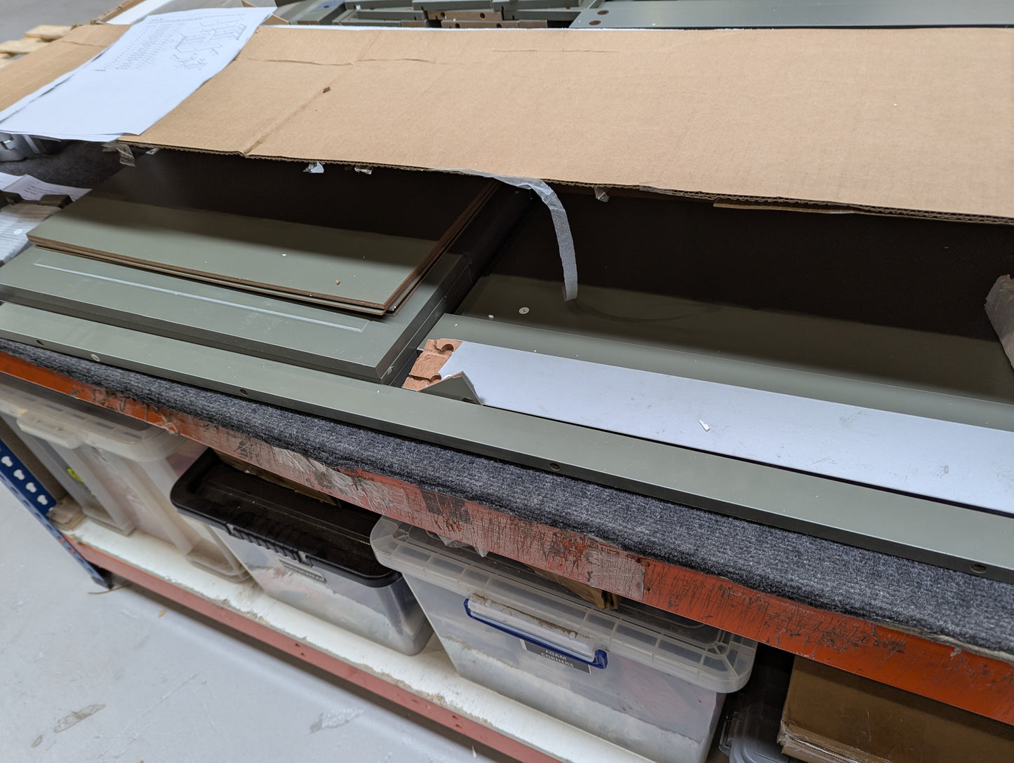 Lot of 7 x Dusk items grade-BER Spares or repair RRP £2052.00