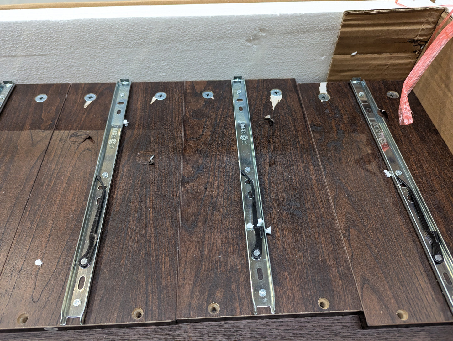 Lot of 7 x Dusk items grade-BER Spares or repair RRP £2052.00
