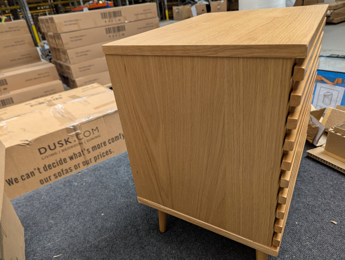 ROS-OUT-00400 Grade-B Roseland Furniture Kari Light Oak Bedside Table RRP £179.95