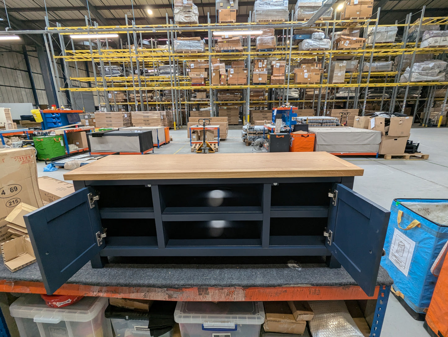 ROS-OUT-00396 Grade-B Roseland Furniture Farrow Navy Painted Large Tv Unit RRP £234.95