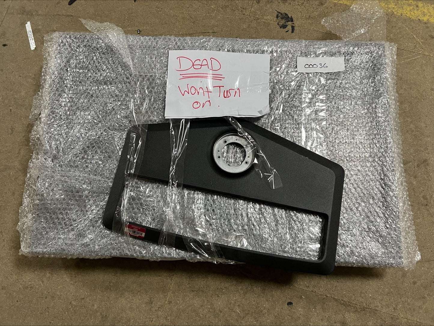 Lot of 14 x PC Monitors Tech Clearance Items for Spares or Repair (ref REA-APM-A-10091) Total RRP £9868