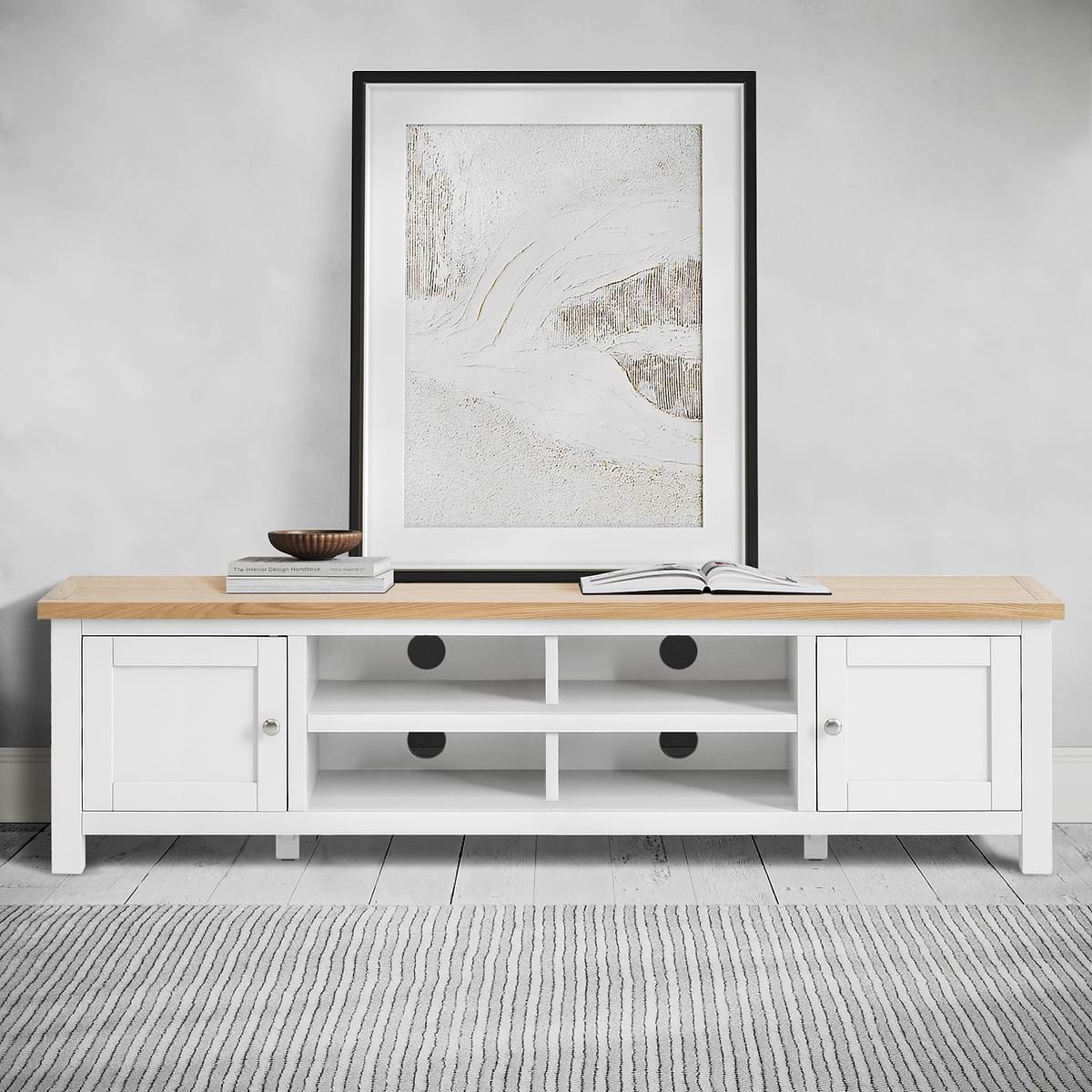 ROS-OUT-00305 Grade-B Roseland Furniture Farro Two Tone 180cm Wide TV Unit RRP £299.95
