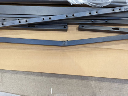 Lot of 5 x Dusk Items inc Beds for Spares or Repair (ref DUS-APM-A-12754) Total RRP £2715