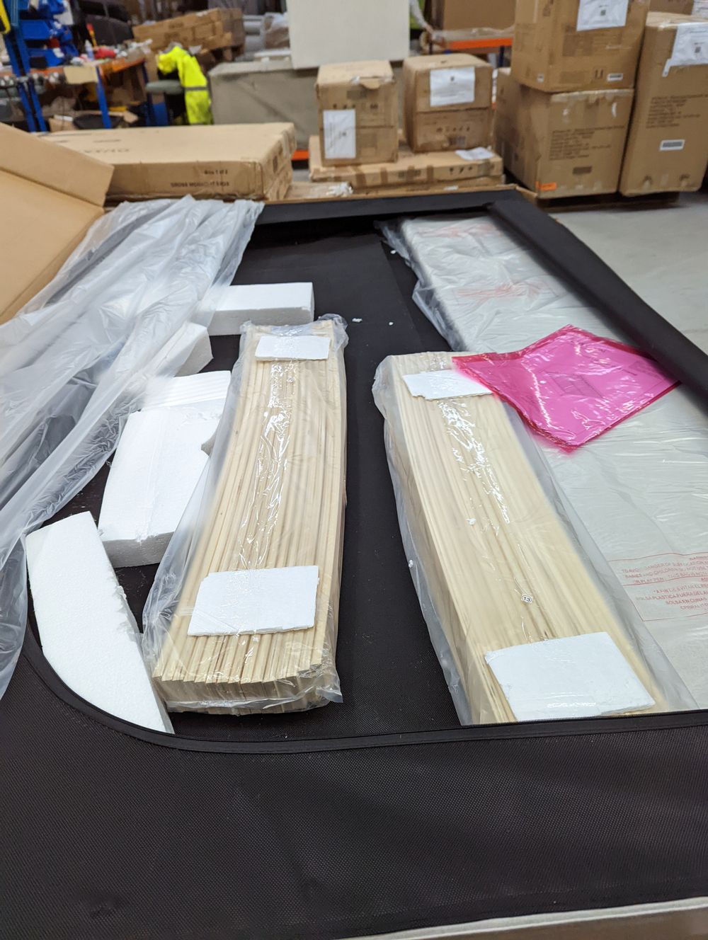 Lot of 6 x Dusk Furniture Bed Frames for Spares or Repair (ref DUS-GOL-A-13763) Total RRP £2424