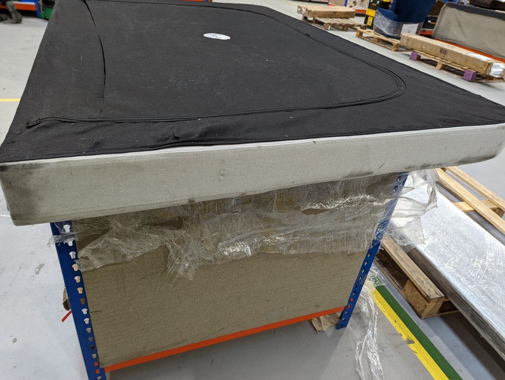 Lot of 5 x Dusk items grade-BER Spares or repair RRP £1720.00